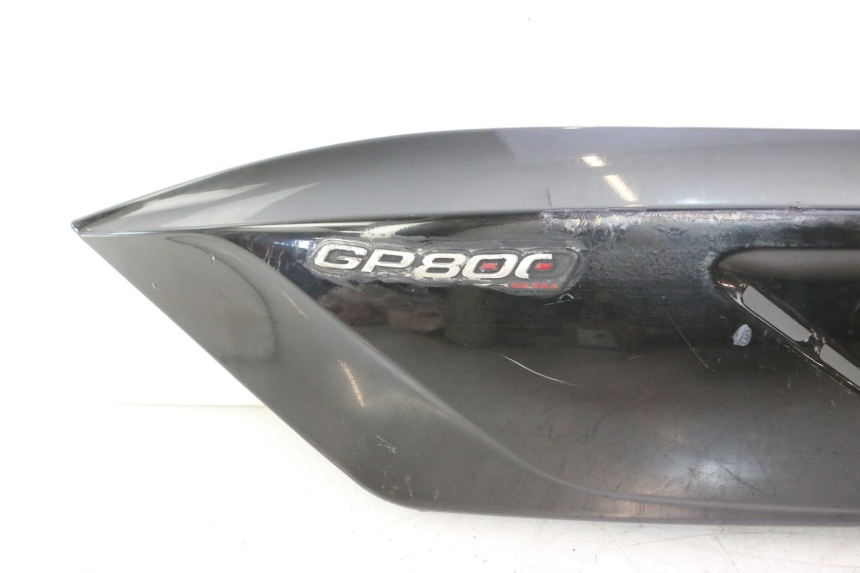 photo de REAR LEFT PANEL GILERA GP 800 (2007 - 2013) - Alternative perspective