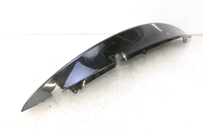 photo de REAR LEFT PANEL GILERA GP 800 (2007 - 2013) - Fixing points details