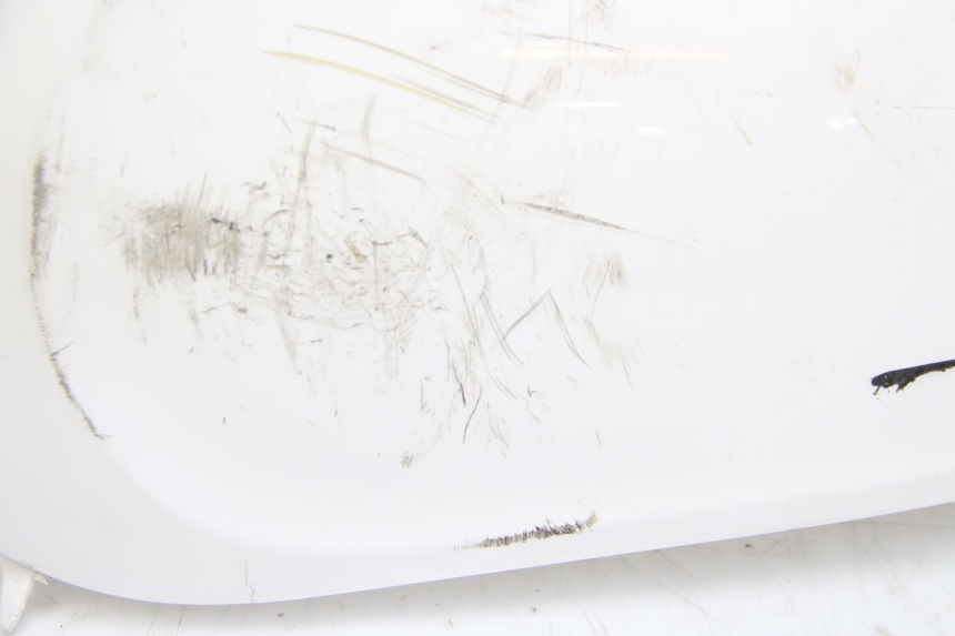 photo de LEFT REAR SIDE PANEL JM MOTORS GT LINE 4T 50 (2021 - 2023) - Technical close-up