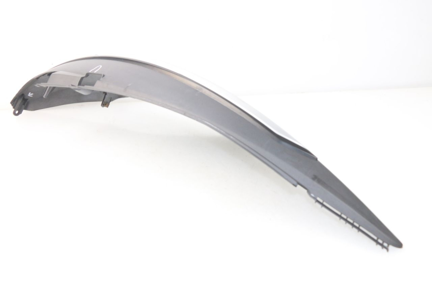 photo de REAR LEFT PANEL SYM GTS EVO 125 (2009 - 2013) - Distinctive features