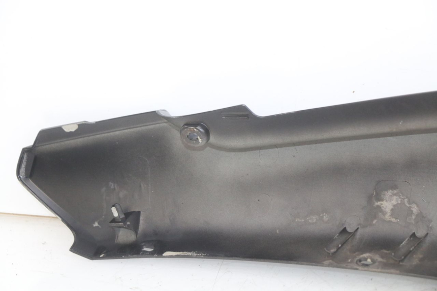 photo de LEFT REAR SIDE PANEL YAMAHA HW XENTER 125 (2011 - 2017) - Alternative perspective