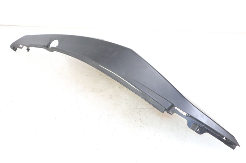 photo de LEFT REAR SIDE PANEL SYM JET 14 4T 50 (2018 - 2022) - Technical close-up