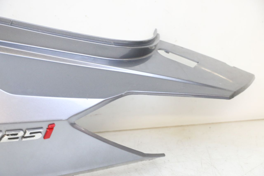photo de REAR LEFT PANEL SYM JOYMAX 125 (2010 - 2017) - Component zoom