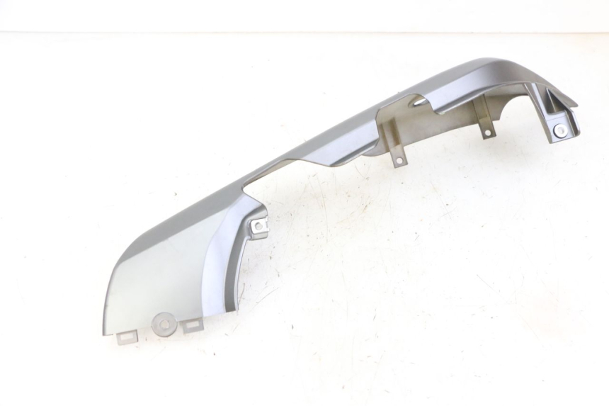 photo de REAR LEFT PANEL KIDEN KD125-G 125 (2018 - 2022) - Surface and material condition