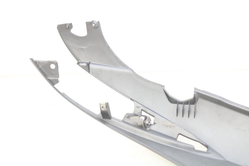 photo de LEFT REAR SIDE PANEL PIAGGIO LIBERTY IGET S 125 (2016 - 2020) - Zoom on usage condition