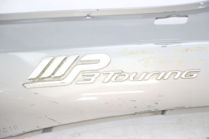 photo de REAR LEFT PANEL PIAGGIO MP3 LT 300 (2010 - 2016) - Distinctive features