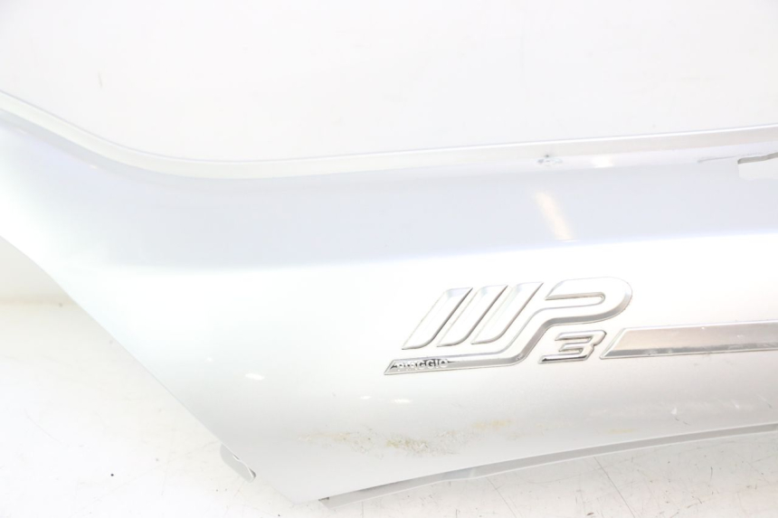 photo de REAR LEFT PANEL PIAGGIO MP3 LT 300 (2010 - 2016) - Component zoom