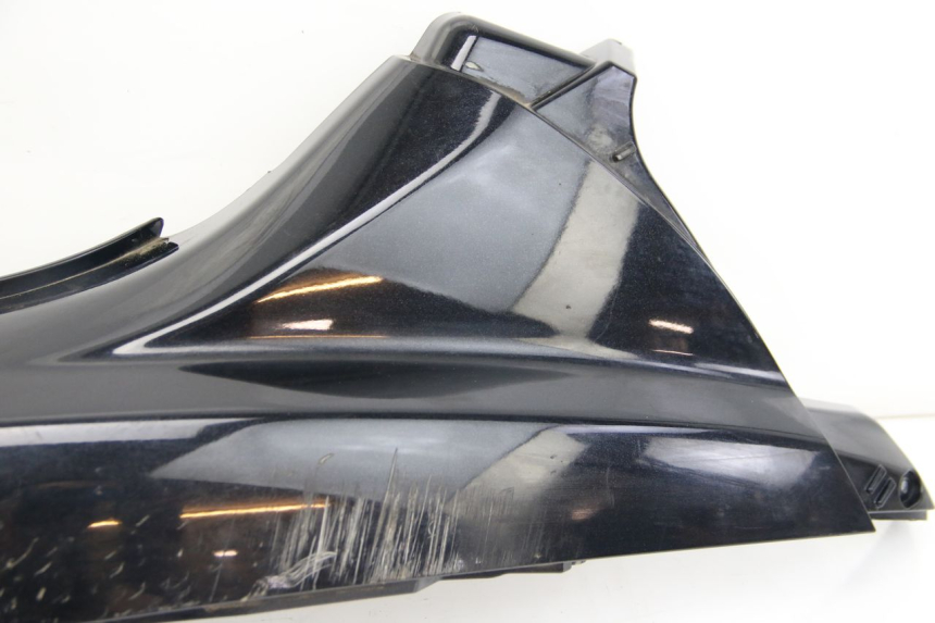 photo de LEFT REAR SIDE PANEL PIAGGIO MP3 125 (2006 - 2014) - Component detail