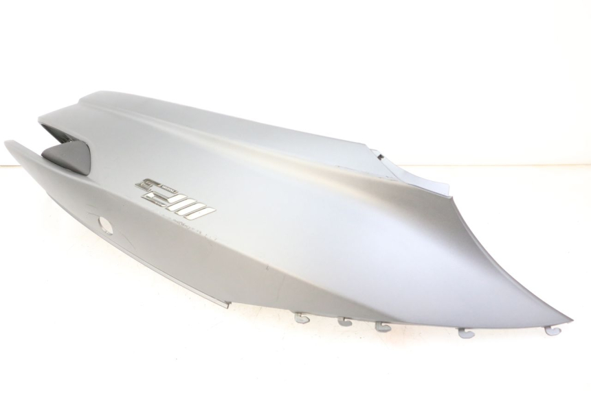 photo de LEFT REAR SIDE PANEL PIAGGIO MP3 500 (2014 - 2017) - High-resolution close-up