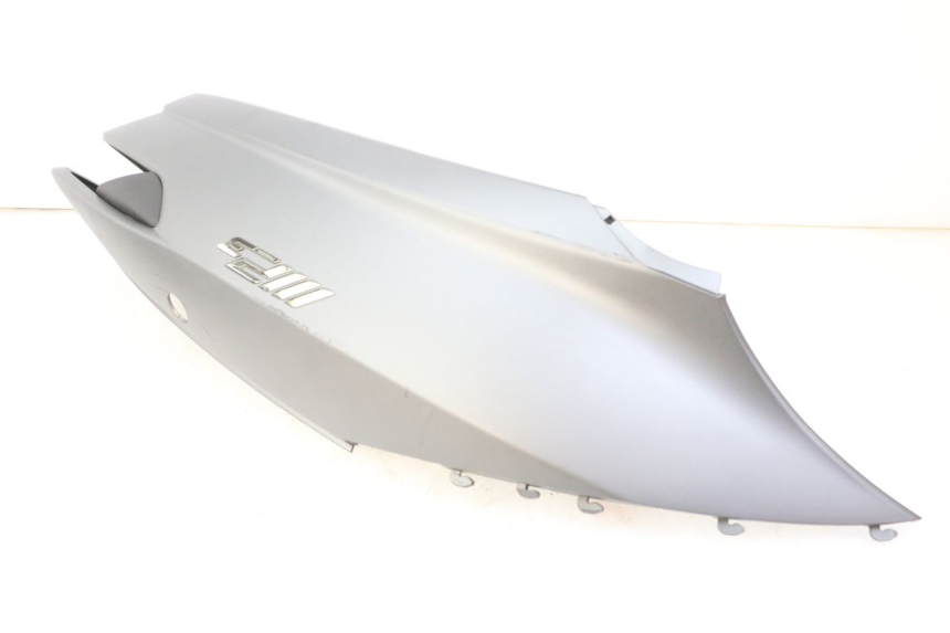 photo de LEFT REAR SIDE PANEL PIAGGIO MP3 500 (2014 - 2017) - Product overview