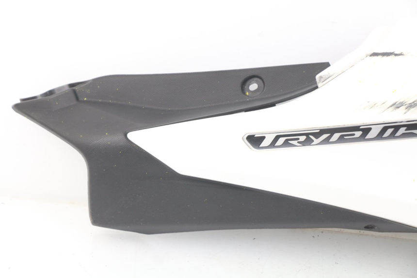 photo de REAR LEFT PANEL MBK MW TRYPTIK 125 (2017 - 2022) - Alternative perspective