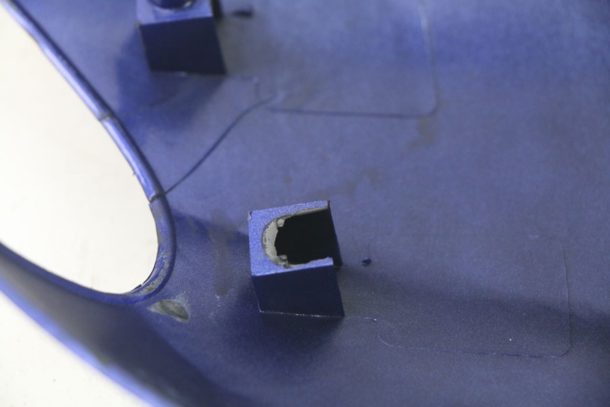 photo de REAR LEFT PANEL YAMAHA NEO'S NEOS 2T 50 (2007 - 2017) - Technical close-up