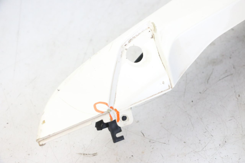 photo de LEFT REAR SIDE PANEL GILERA NEXUS 125 (2009 - 2013) - Additional view of the item