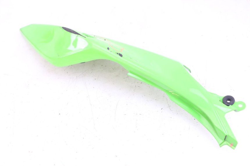 photo de REAR LEFT PANEL KAWASAKI NINJA 400 (2018 - 2023) - Surface and material condition