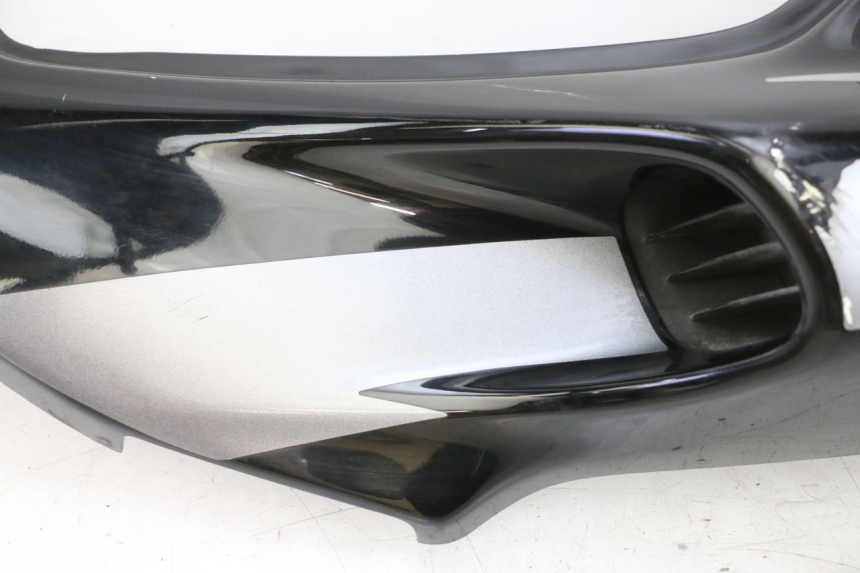 photo de REAR LEFT PANEL HONDA NSR R 125 (1994 - 2003) - Detailed visual inspection