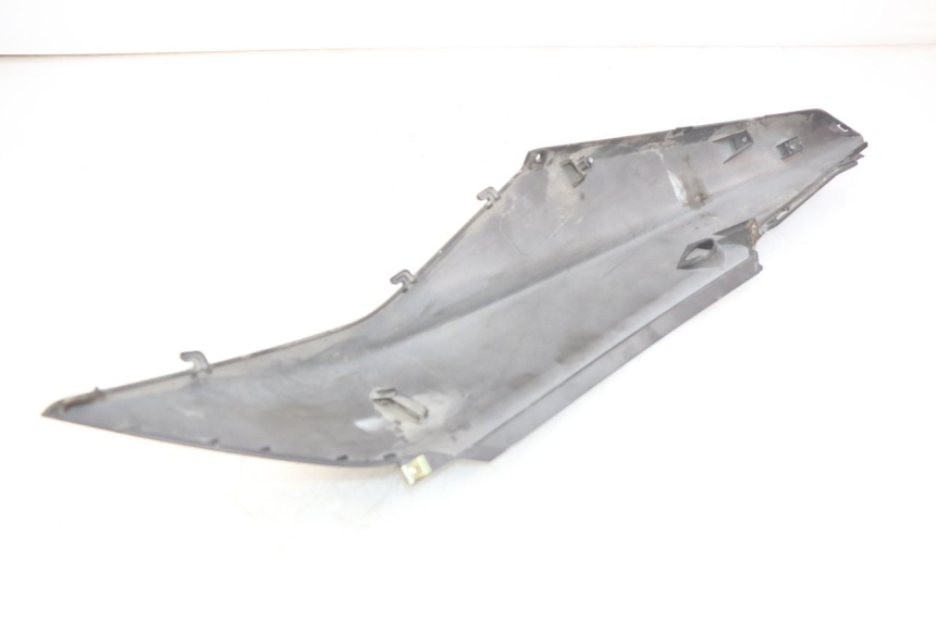 photo de REAR LEFT PANEL SYM ORBIT III 3 4T 50 (2021 - 2025) - Alternative perspective