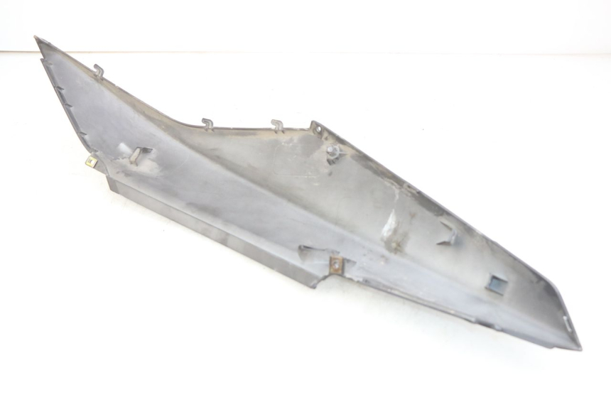 photo de REAR LEFT PANEL SYM ORBIT III 3 4T 50 (2021 - 2025) - Technical close-up