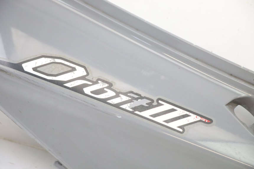 photo de REAR LEFT PANEL SYM ORBIT III 3 4T 50 (2021 - 2025) - Alternative perspective