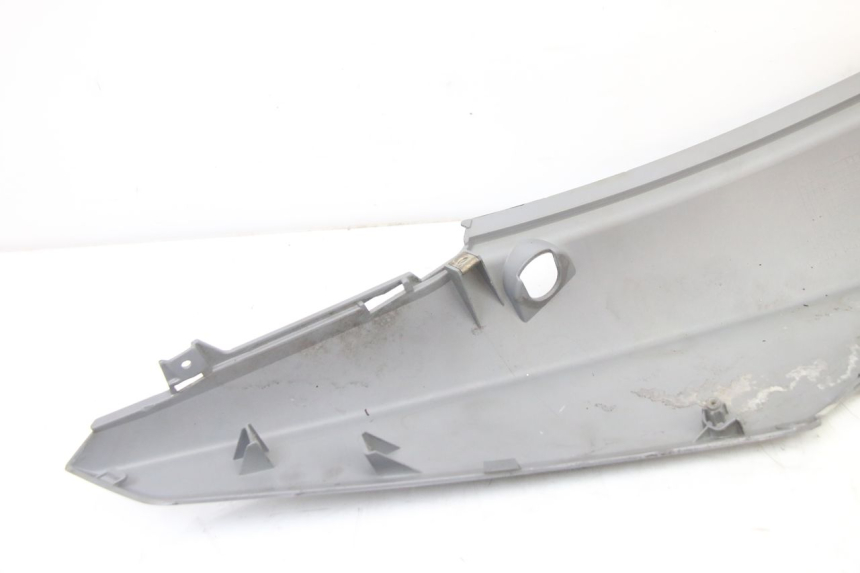 photo de REAR LEFT PANEL SYM ORBIT III 3 4T 50 (2021 - 2025) - Surface and material condition