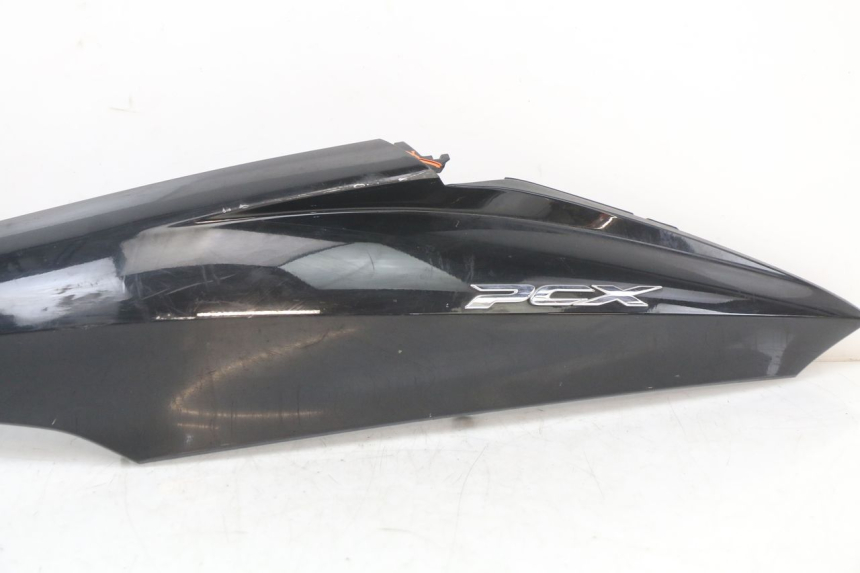 photo de REAR LEFT PANEL HONDA PCX (JF28) 125 (2009 - 2011) - Alternative perspective