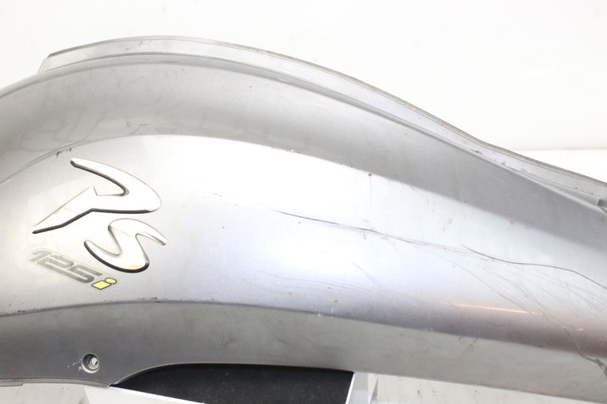 photo de LEFT REAR SIDE PANEL HONDA PES PS I 125 (2006 - 2012) - Technical close-up