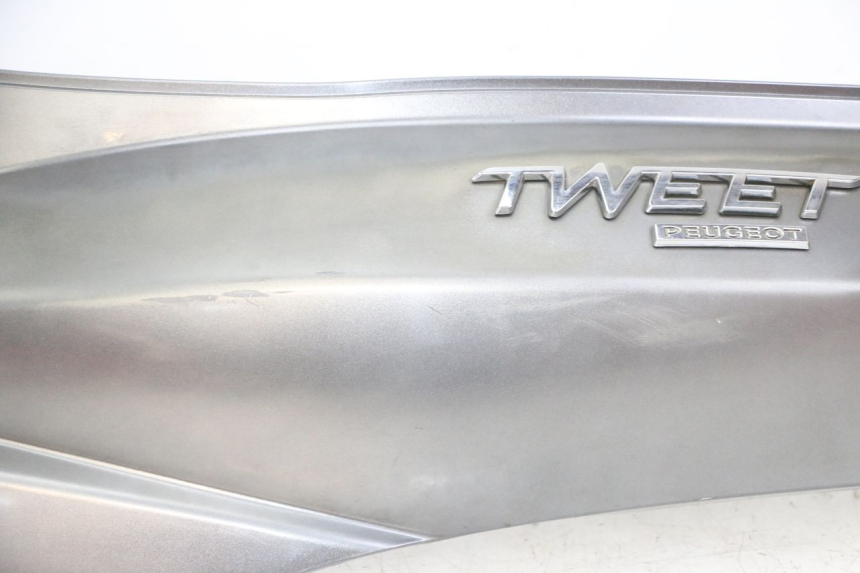 photo de LEFT REAR SIDE PANEL PEUGEOT TWEET 4T 50 (2014 - 2019) - Distinctive features