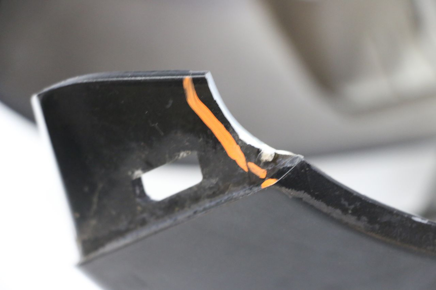 photo de REAR LEFT PANEL PEUGEOT VIVACITY 125 (2010 - 2017) - Technical close-up