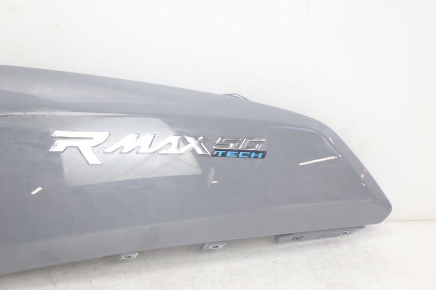 photo de REAR LEFT PANEL JM MOTORS R-MAX TECH 50 (2024 - 2026) - Zoom on usage condition