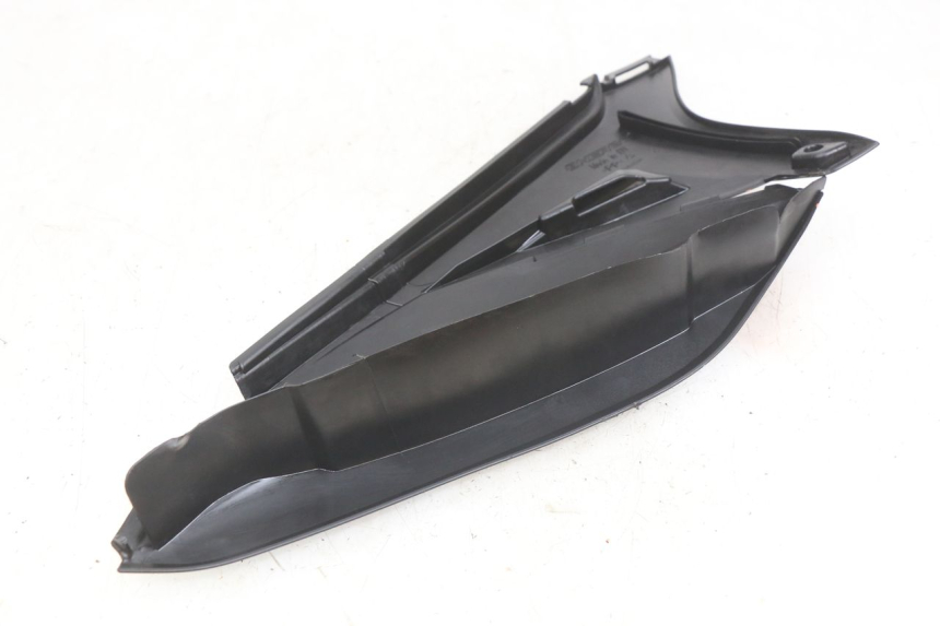 photo de LEFT REAR SIDE PANEL SHERCO SM-R 50 (2018 - 2021) - Alternative perspective
