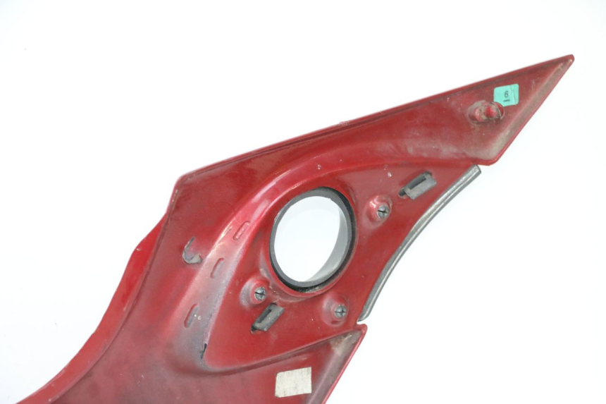 photo de REAR LEFT PANEL TRIUMPH SPRINT 900 (1995 - 1998) - Additional view of the item