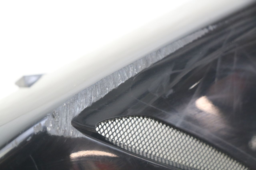 photo de LEFT REAR SIDE PANEL APRILIA SR 2T 50 (2012 - 2017) - Fixing points details