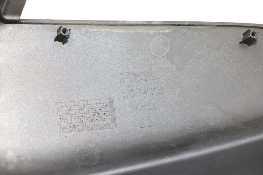photo de REAR LEFT PANEL APRILIA SR MOTARD 50 (2012 - 2018) - Additional view of the item