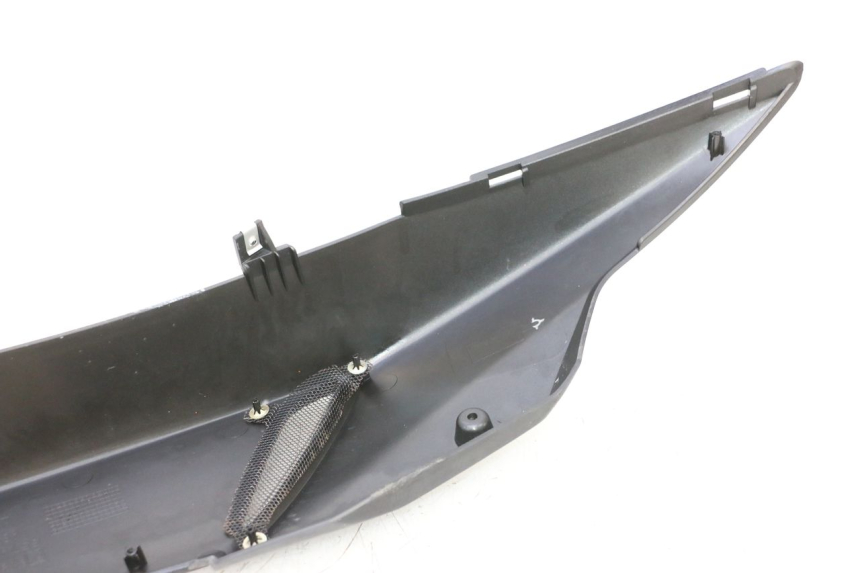 photo de REAR LEFT PANEL APRILIA SR MOTARD 50 (2012 - 2018) - Markings and original references