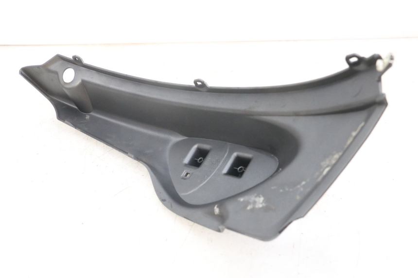 photo de LEFT REAR SIDE PANEL MBK STUNT NAKED 50 (2004 - 2018) - Component detail