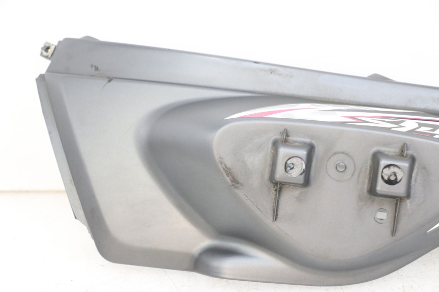 photo de LEFT REAR SIDE PANEL MBK STUNT NAKED 50 (2004 - 2018) - Component zoom