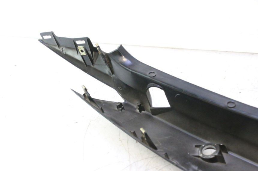 photo de REAR LEFT PANEL KYMCO SUPER 8 2T 50 (2007 - 2013) - Detailed visual inspection