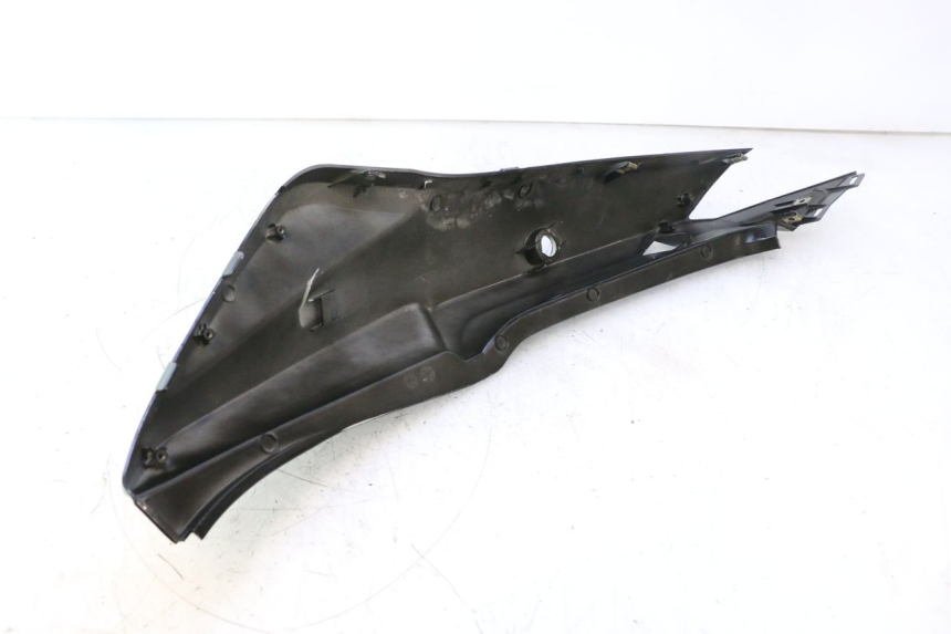 photo de REAR LEFT PANEL KYMCO SUPER 8 2T 50 (2007 - 2013) - Markings and original references