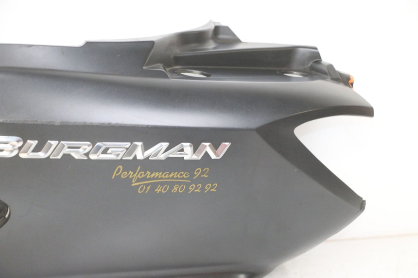 photo de REAR LEFT PANEL SUZUKI BURGMAN 125 (2018 - 2021) - High-resolution close-up