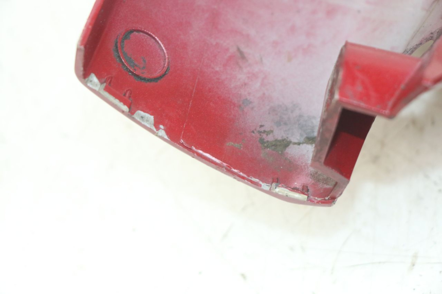 photo de LEFT REAR SIDE PANEL PEUGEOT SV 125 (1991 - 1994) - Zoom on usage condition