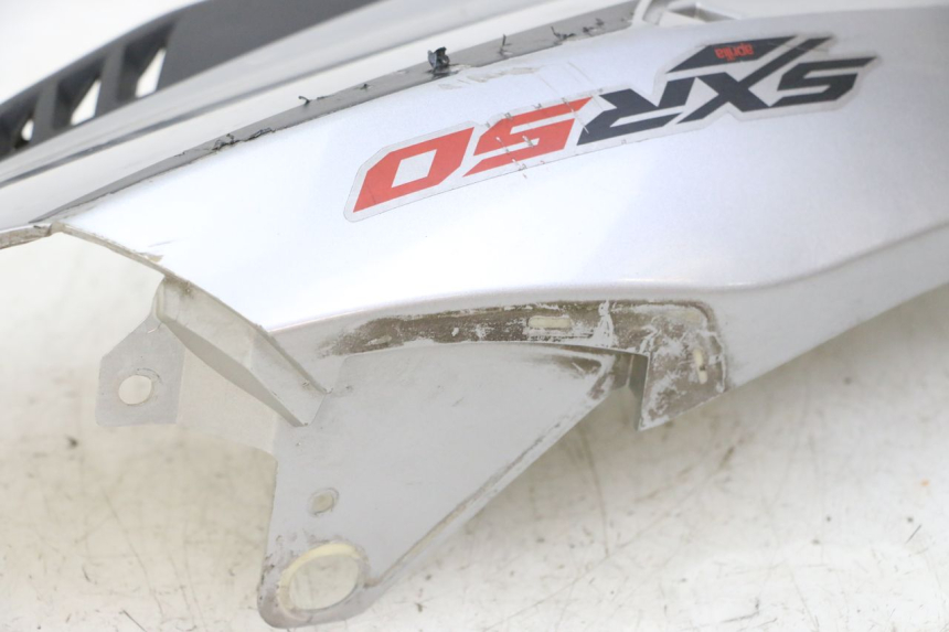 photo de LEFT REAR SIDE PANEL APRILIA SXR 50 (2021 - 2023) - Fixing points details