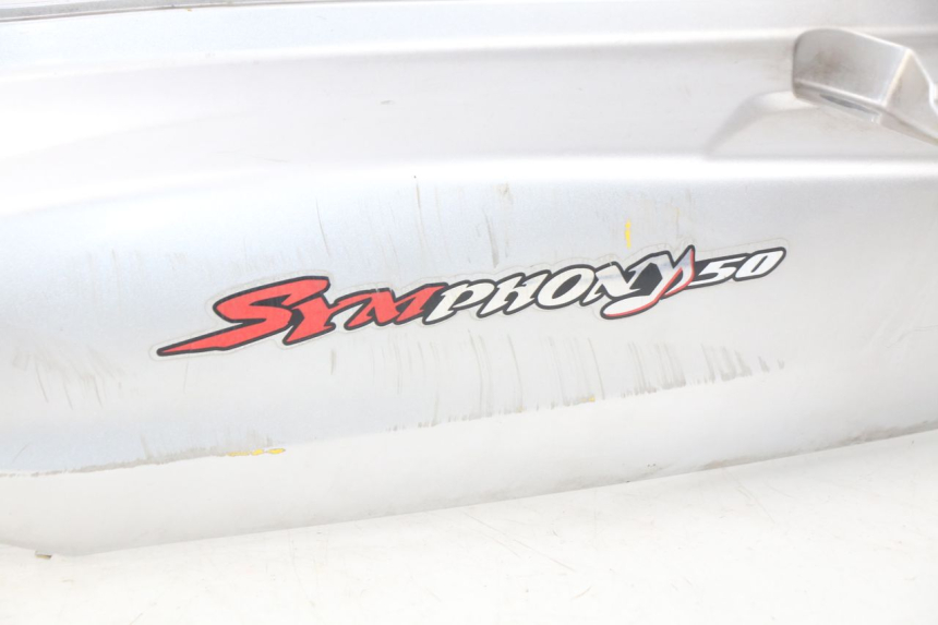 photo de REAR LEFT PANEL SYM SYMPHONY 50 (2009 - 2015) - Additional view of the item