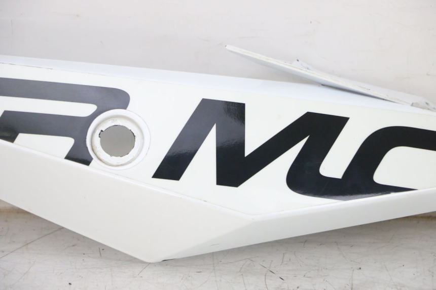 photo de REAR LEFT PANEL KSR TR SM 50 (2015 - 2018) - Markings and original references