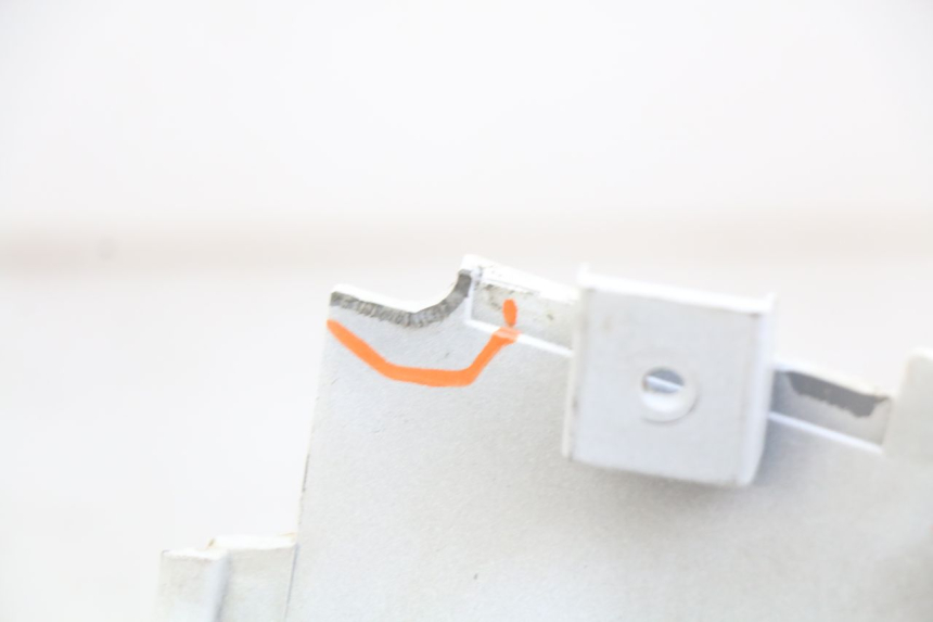 photo de LEFT REAR SIDE PANEL PEUGEOT TWEET 4T 50 (2018 - 2022) - Technical close-up