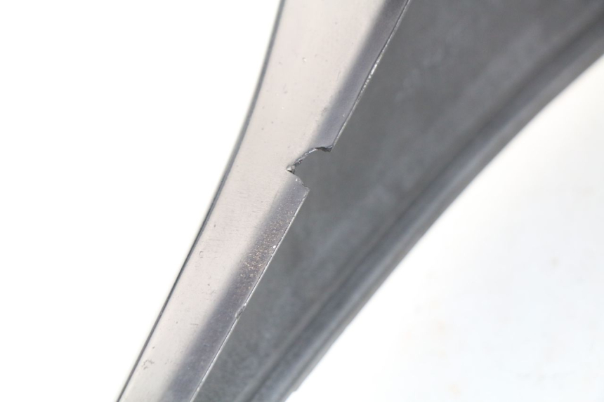 photo de REAR LEFT PANEL SUZUKI UC EPICURO 125 (1999 - 2003) - Zoom on usage condition