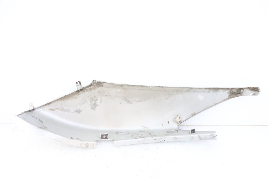 photo de LEFT REAR SIDE PANEL YAMAHA XMAX X-MAX 125 (2006 - 2009) - Component detail
