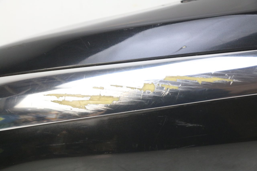 photo de LEFT REAR SIDE PANEL PIAGGIO XEVO - X EVO 125 (2007 - 2017) - Additional view of the item