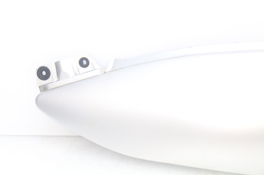 photo de LEFT REAR SIDE PANEL SUZUKI XF FREEWIND 650 (1997 - 2003) - Product overview