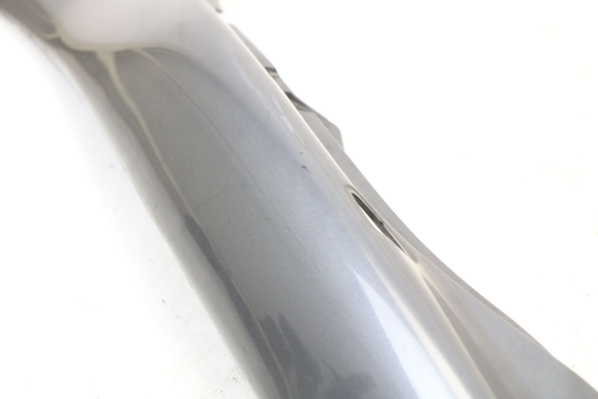 photo de REAR LEFT PANEL YAMAHA XJ600 XJ DIVERSION 600 (1992 - 1997) - Technical close-up