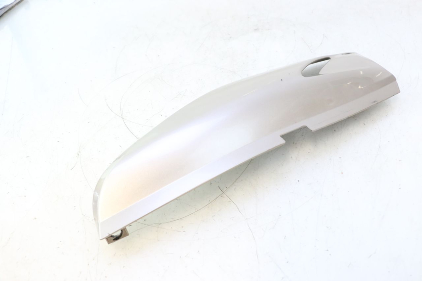 photo de REAR LEFT PANEL HONDA XLV VARADERO 125 (2007 - 2012) - Technical close-up