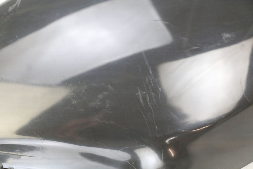 photo de LEFT REAR SIDE PANEL YAMAHA XP T-MAX TMAX ABS 500 (2004 - 2007) - Checked used part